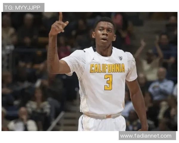 快船巅峰赛季场均9.7分！曝新疆男篮签下前NBA后卫蒂龙·华莱士