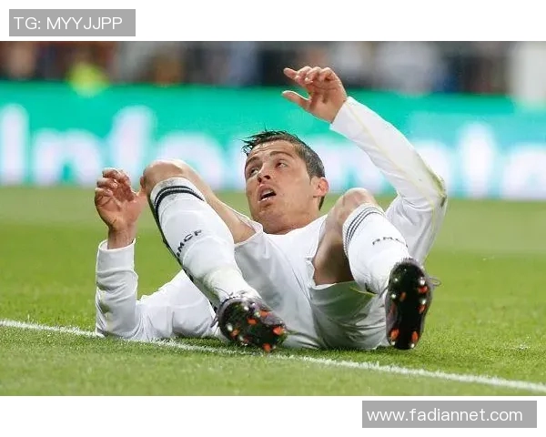 西甲联赛C罗视频:观看C罗在西甲联赛中的精彩进球与表现 西甲联赛C罗视频:观看C罗在西甲联赛中的精彩进球与表现