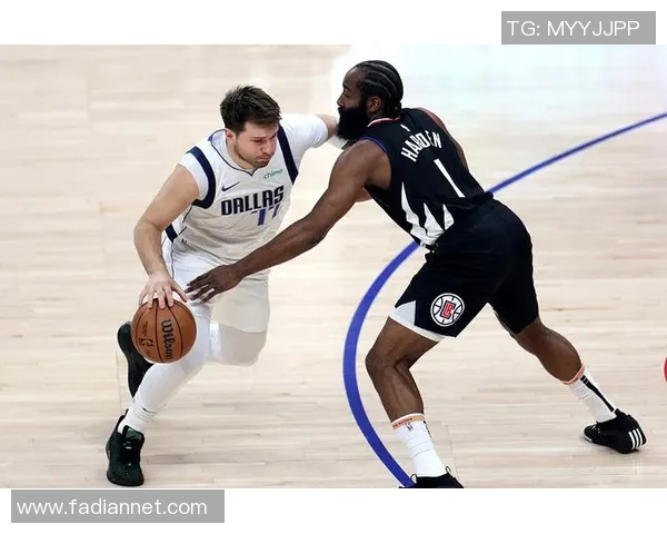 2017年NBA季后赛骑士与猛龙第三场激战回顾与精彩瞬间分析